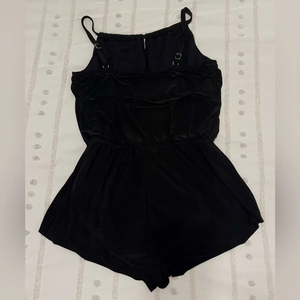 Aqua Green women’s Elegant Black swimsuit. - Picture 3 of 4